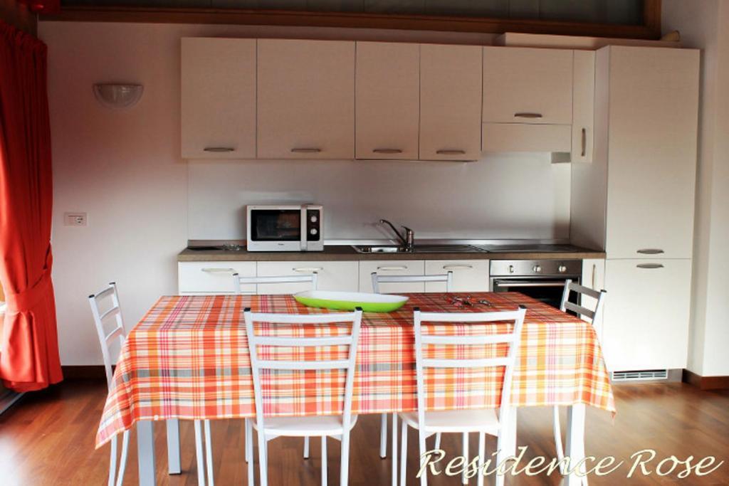 Residence Rose Valdisotto Exterior foto